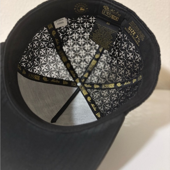 New Era Oakland A’s 59FIFTY Fitted Hat Black Mesh Panels Size 7 3/8 - Picture 7 of 12